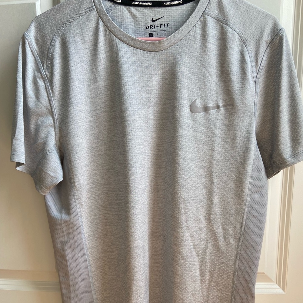Nike Dri Fit T-Shirt